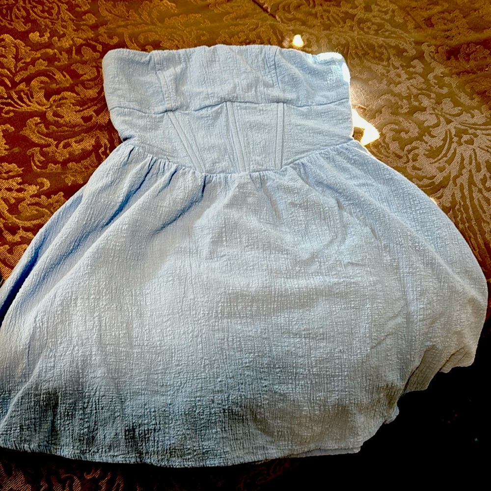 Very Comfortable, light blue strapless